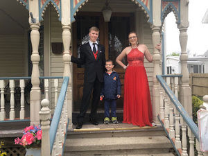 Meet your Posher, Stuart